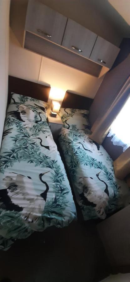 Lapwing 5 Hotel Скарбъро Екстериор снимка